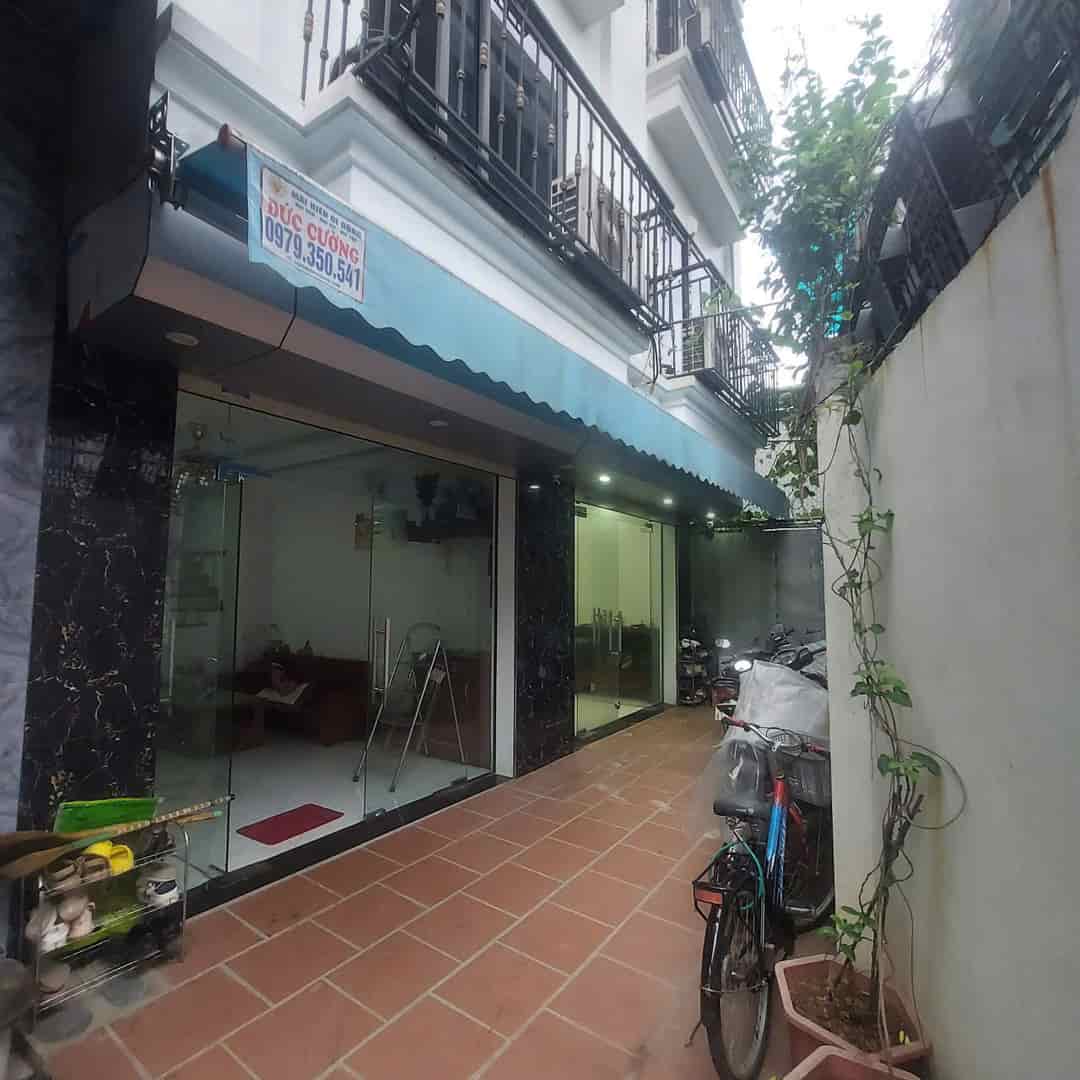 Bán 2 nhà 3 tầng, tum, độc lập, xây mới, tại Nghĩa Lại, Uy Nỗ, Đông Anh, Hà Nội