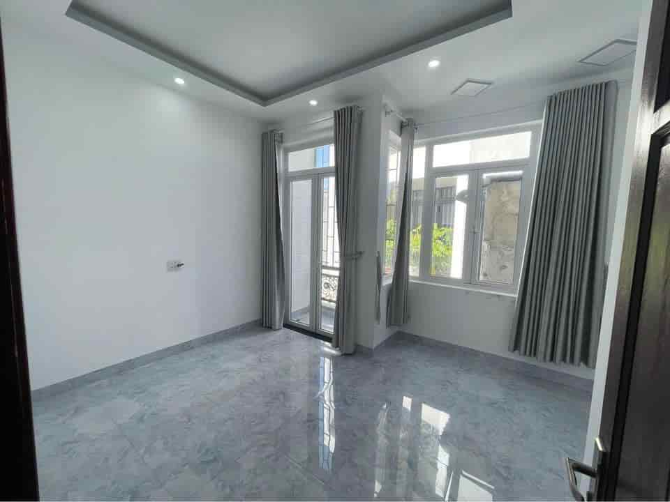 Chạy tiền bán gấp căn nhà Q. Gò Vấp, Đường Nguyễn Thái Sơn, 60m2/1TY1
