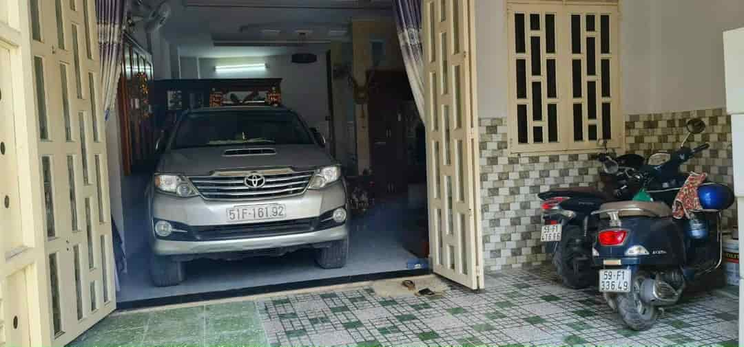 Li dị chia tài sản bán nhà 67m2 đ. ẤP BẮC-q.Tân Bình, giá tt 1,2 tỷ, sổ riêng