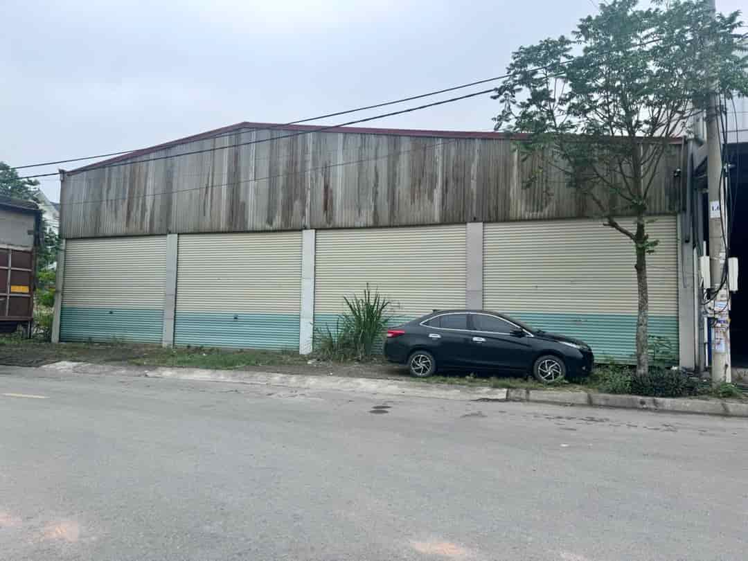 Bán 2 lô đất cho bác ruột. S 210 1 lô , 2 lô liền kề là 420M . đất tại khu đô thị đồng văn xanh ,duy tiên ,hà