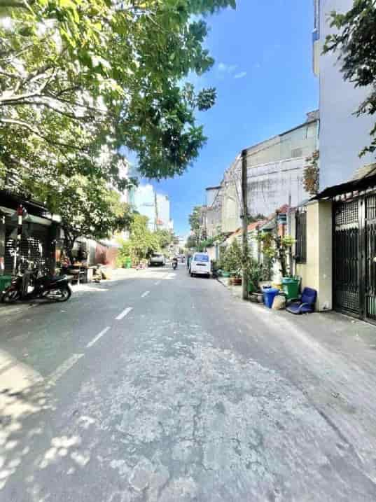 BÁN NHÀ MẶT TIỀN - NGANG KHỦNG 8M - CHỈ 20 TỶ - KHU SÂN BAY - KHÔNG QUY HOẠCH