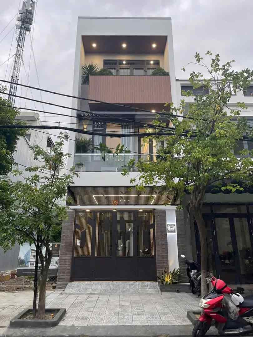 BÁN NHÀ 1 TRỆT 2 LẦU, TRUNG TÂM TP TÂN AN, LONG AN
