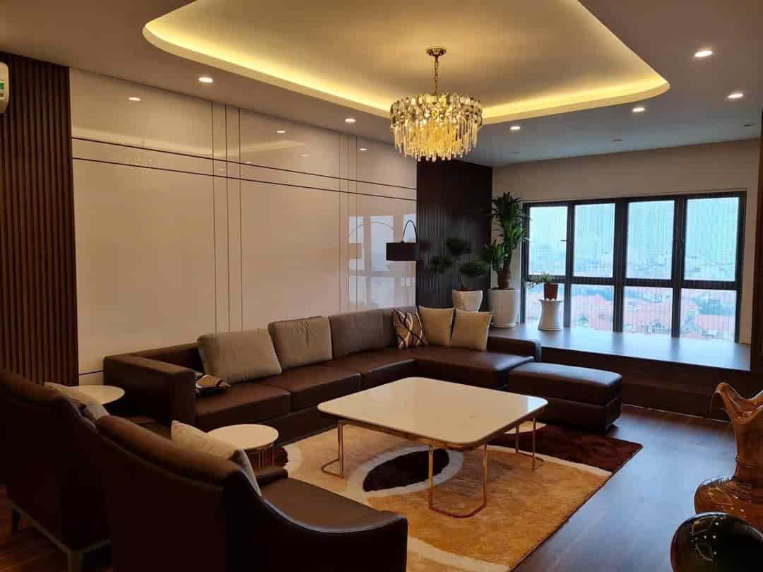 Bán căn hộ cao cấp Làng Việt Kiều Châu Âu 154m, 4PN. Có 2 slot ô tô, full nội thất sịn, giá 9,x tỷ