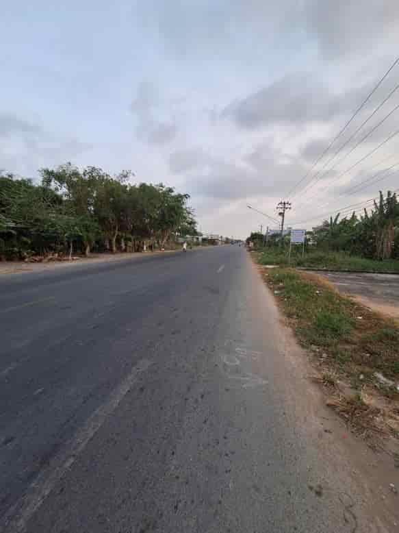 Bán Đất Mặt Tiền QL50, TP Gò Công SHR, Công Chứng Sang Tên Ngay, Giá Chỉ 600TR