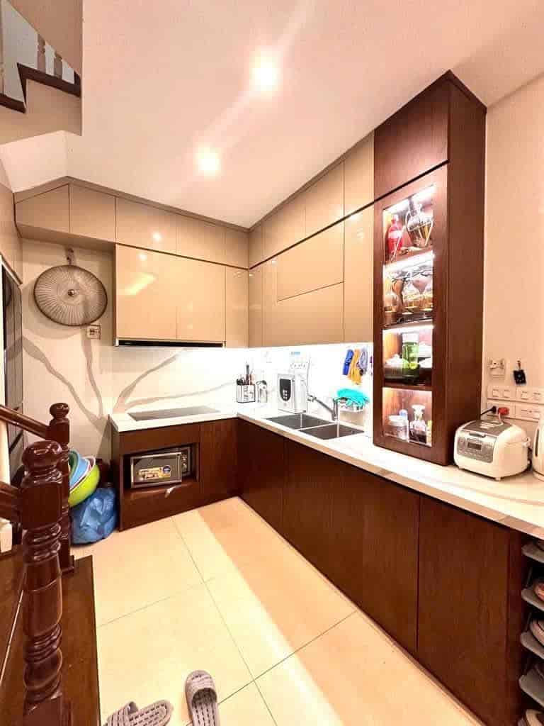 Bán nhà Liễu Giai, Ba Đình 39m2, 5 tầng, giá 7.7 tỷ