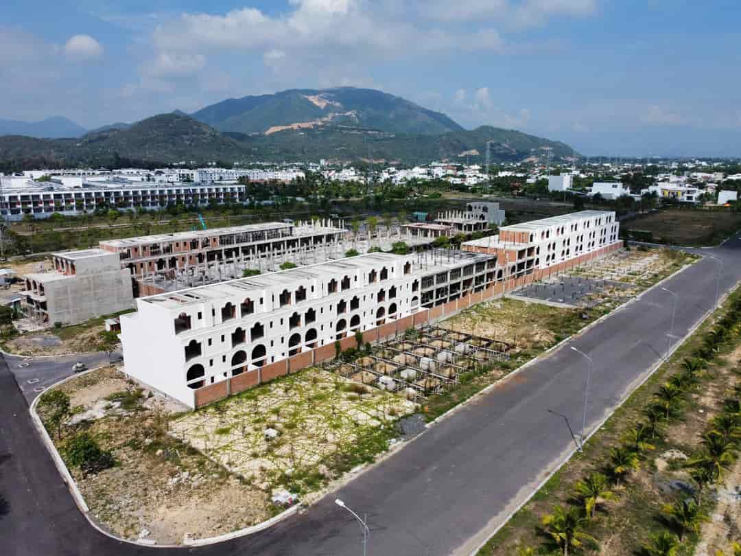 MỸ GIA GÓI 6 KVG MOZZADISO MỞ BÁN MỨC GIÁ TỐT SINH LỜI TỐT CHO CÁC NHÀ ĐẦU TƯ 
=>CHỈ HƠN 6TY SỞ HỮU NGAY