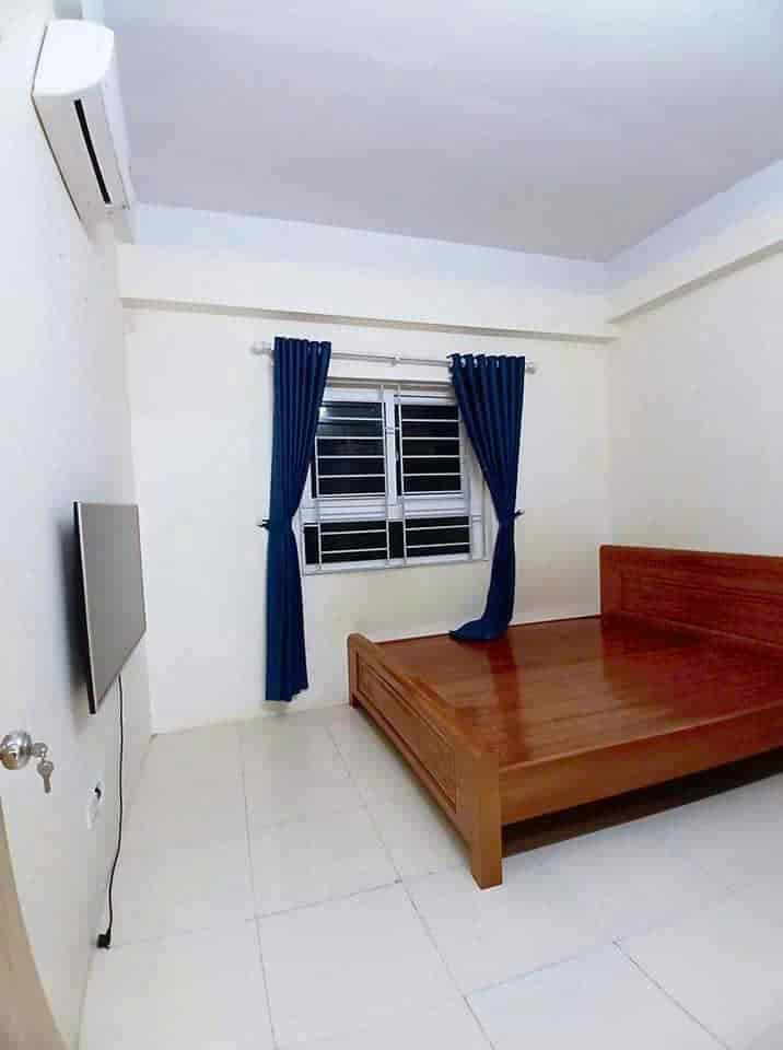 Bán căn hộ cc Thanh Hà tầng 10, 65m2, ban công hướng Nam, giá chỉ 2,3x tỷ