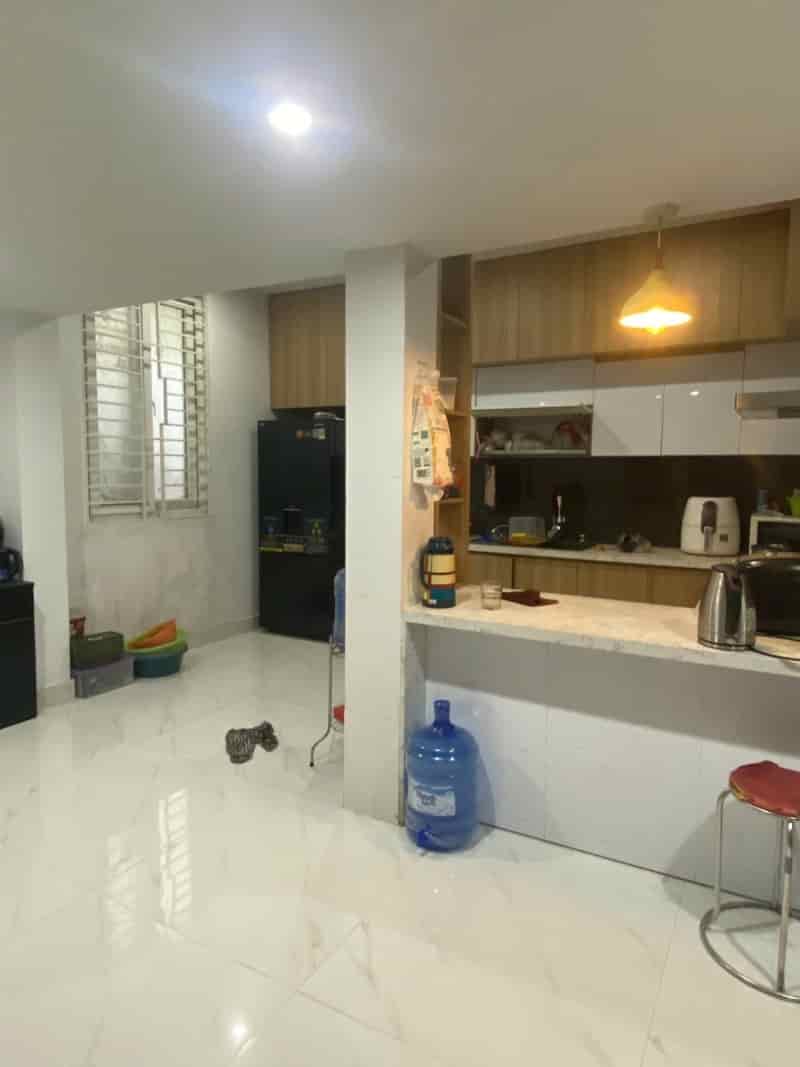 Nhà 2 tầng ngang 7m Nguyễn Văn Thoại, vị trí đắc địa, hướng Đông mát mẻ, chỉ 9.5 tỷ thương