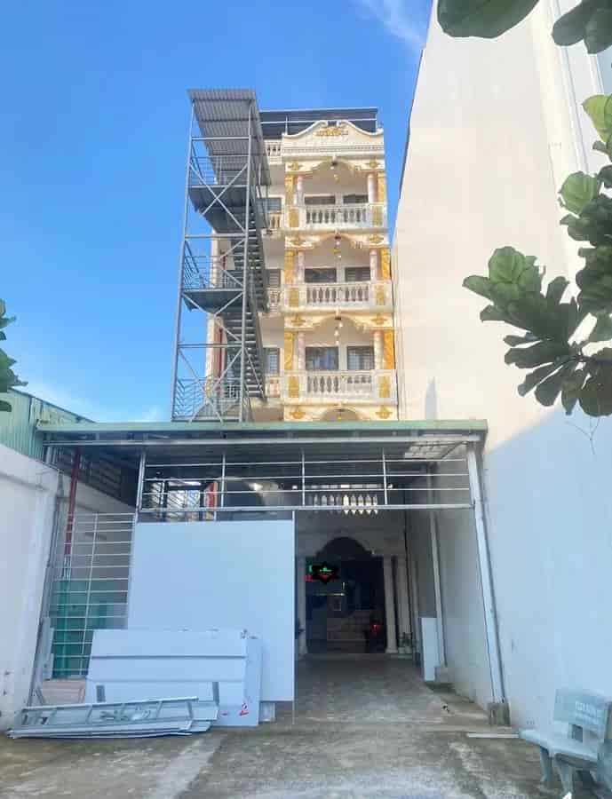 Bán KHÁCH SẠN full nội thất 21 phòng, Hiệp Thành, Q12 - Giảm sốc còn 25.7 tỷ