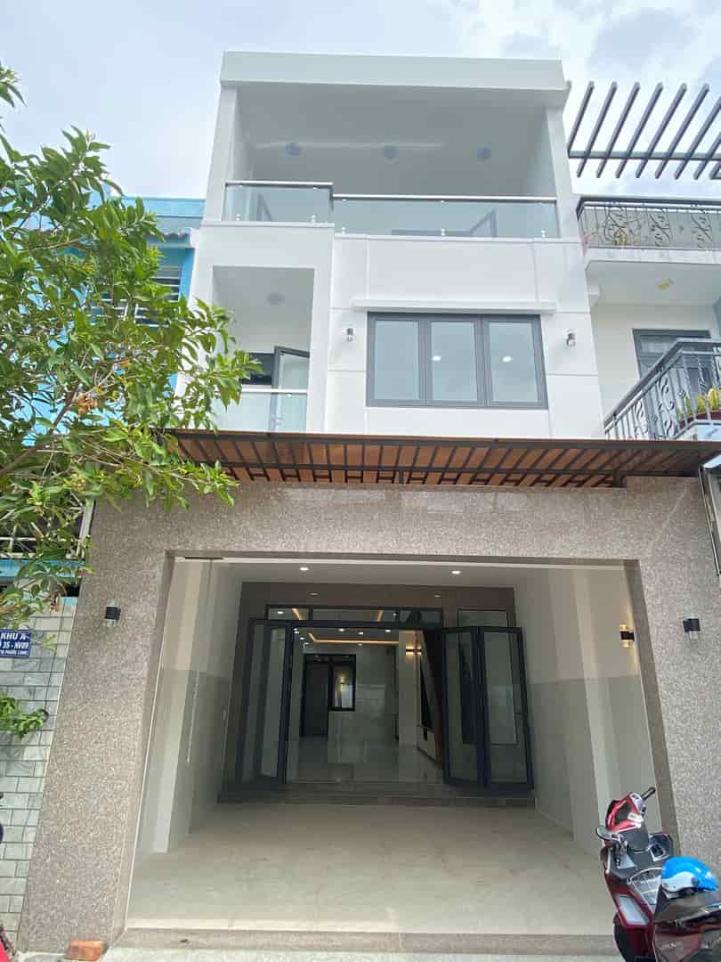 BÁN NHÀ MỚI XÂY ĐƯỜNG KHA VẠN CÂN P. PHƯỚC LONG TP. NHA TRANG