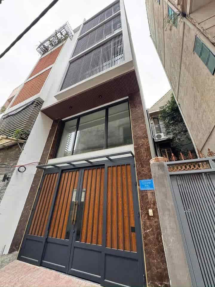 BÁN NHÀ MẶT PHỐ CẦU GIẤY MẶT TIỀN VỈA HÈ ĐÁ BÓNG, Ô TÔ DỪNG TRÁNH ĐỖ, KINH DOANH 68M CHÀO 26 TỶ