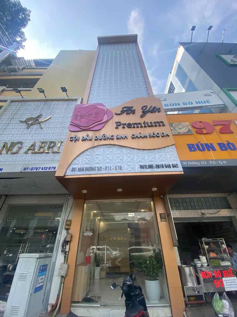 Bán nhà mặt tiền đường 3/2, quận 10 kết cấu 4 tầng chỉ 23.5 tỷ còn TL