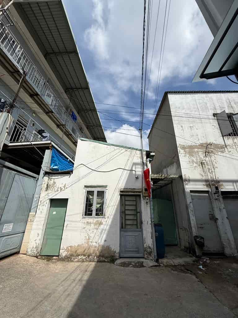 DÃY TRỌ DÒNG TIỀN 20 TRIỆU/THÁNG, CHỈ 43 TRIỆU, 135M, NGAY QL1K, GIÁ 5.9 TỶ