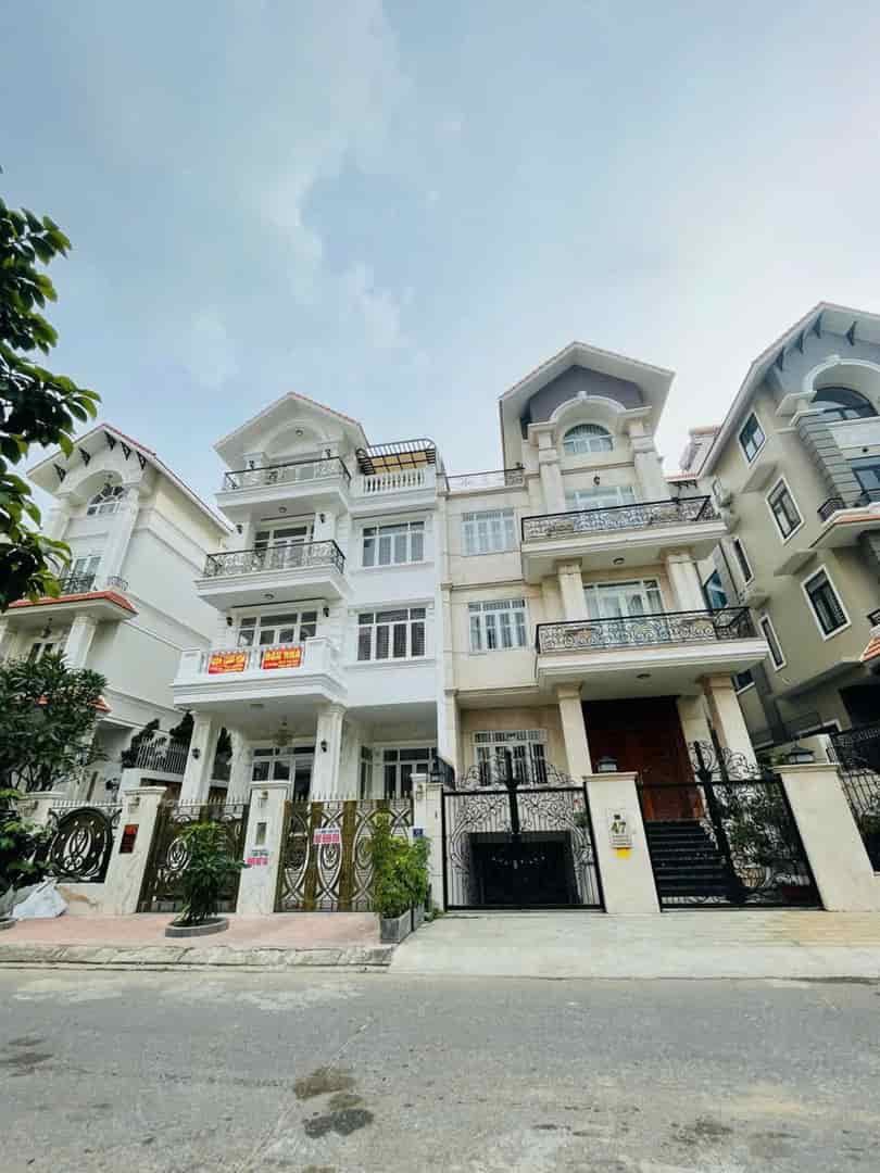 Chính Chủ Bán Nhà Mới 100% P.4 Tp Tân An Ngay Trung Tâm, 2tỷ8, Sổ Sẳn, 80m2