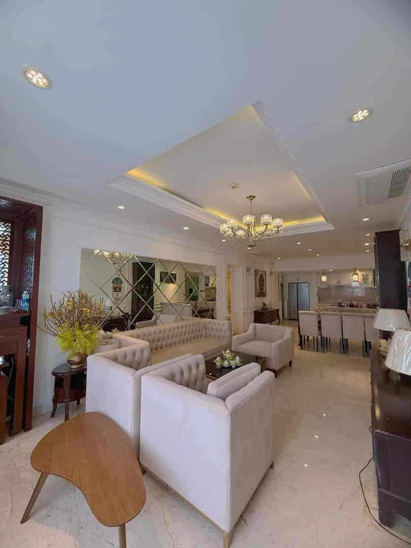 CHÍNH CHỦ CẦN BÁN GẤP 2PN, CỘNG HÒA PLAZA, VIEW TP, BAN CÔNG RỘNG, SỔ HỒNG RIÊNG, HỖ TRỢ VAY, GIÁ 1TỶ6