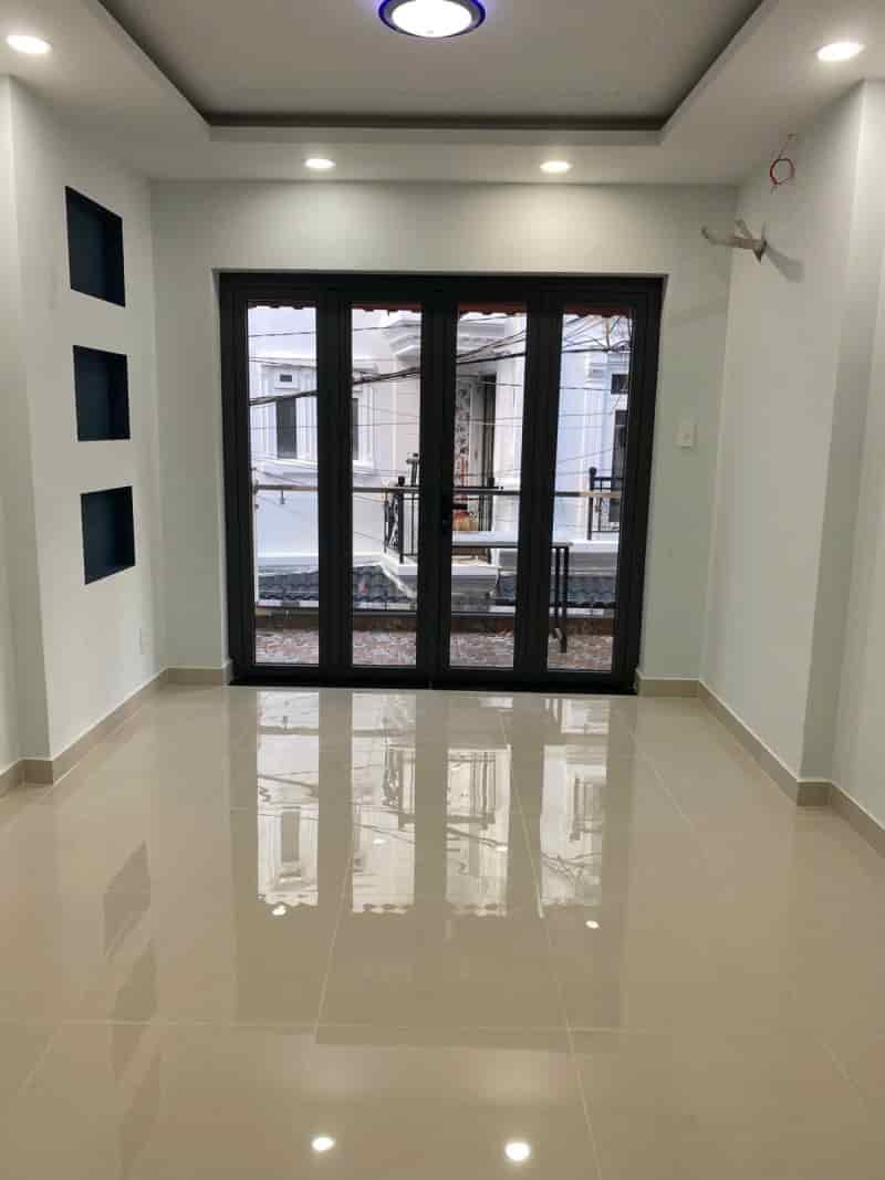 BÁN NHÀ HẺM Ô TÔ ĐƯỜNG CÁCH MẠNG THÁNG 8, P15, Q10