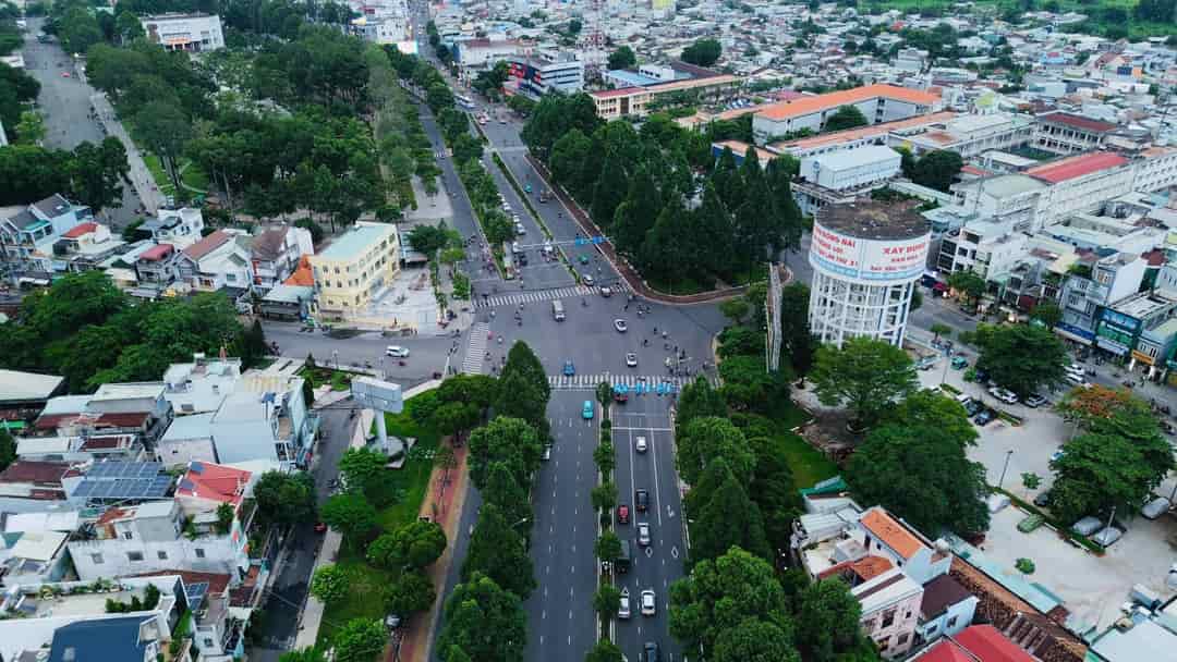 Nhà phố mặt tiền kinh doanh 60m ngay Trung Tâm Biên Hòa, gần Quãng Trường Tỉnh