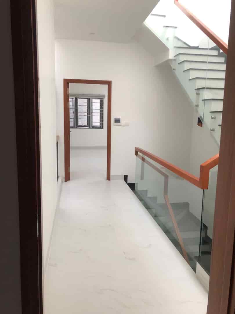 Cho thuê phòng 25m2, gần làng đại học, khu công nghệ cao