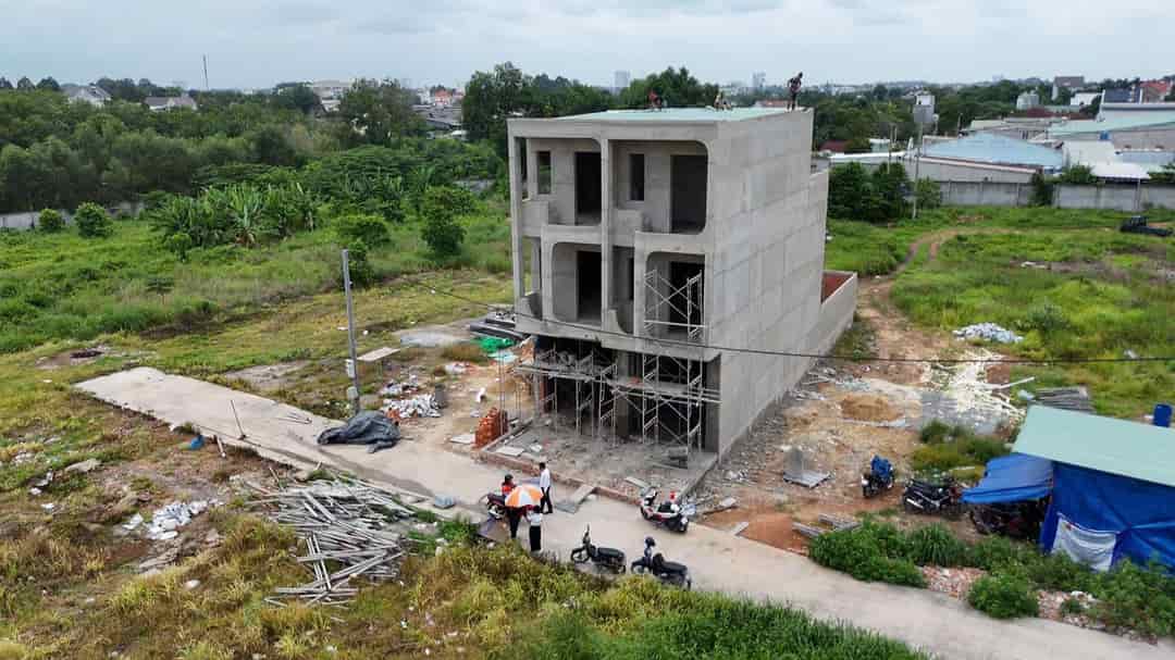 CHÍNH CHỦ BÁN LÔ ĐẤT ĐẸP GẦN UBND TƯƠNG BÌNH HIỆP TP. THỦ DẦU MỘT