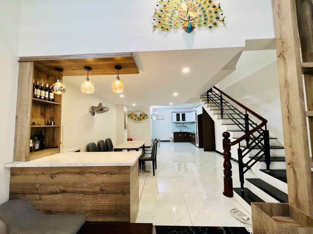 BÁN NHÀ 2 LẦU, HẺM XE MÁY HỒ TÙNG MẬU KDC BÌNH ĐƯỜNG 2 CÁCH PHƯỜNG LINH TÂY THỦ ĐỨC MỘT CON ĐƯỜNG