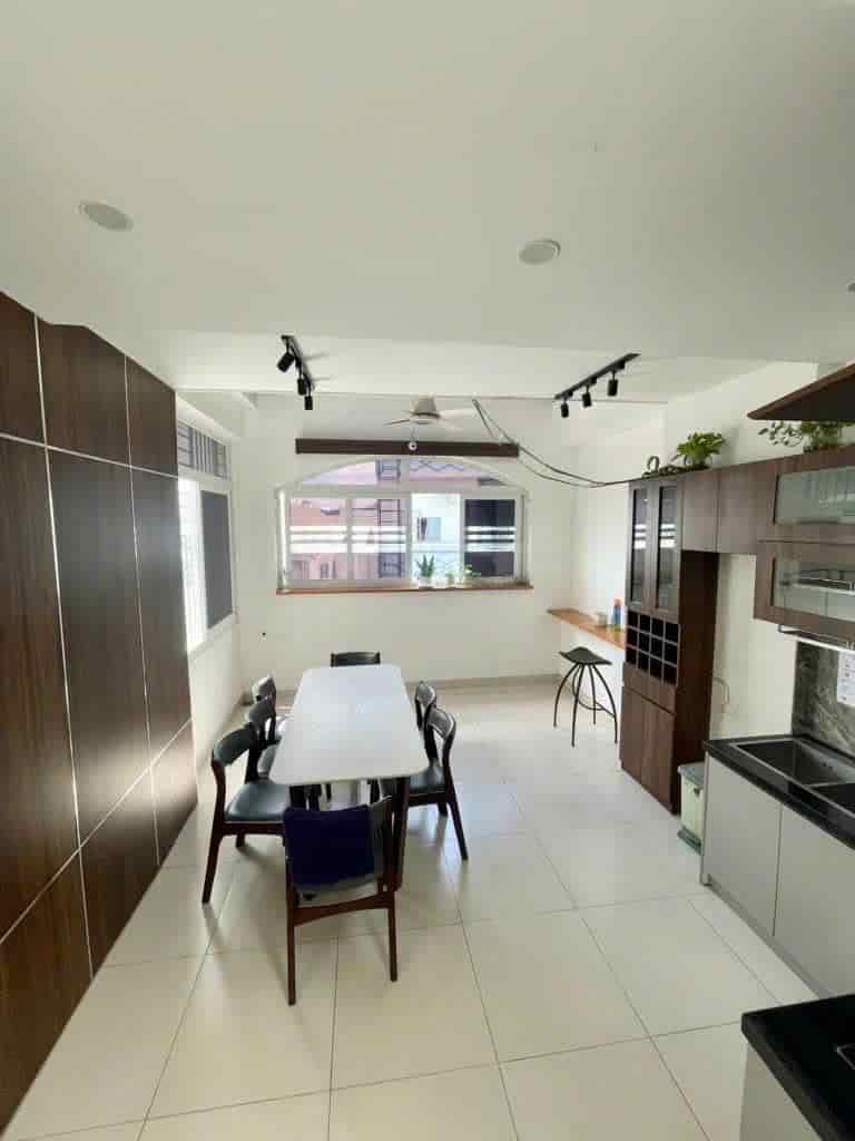 Siêu phẩm HXH ngang 5.1m, 3 tầng kiên cố ở ngay, DT 68m2 chỉ 8.9 tỷ, Ba Vân