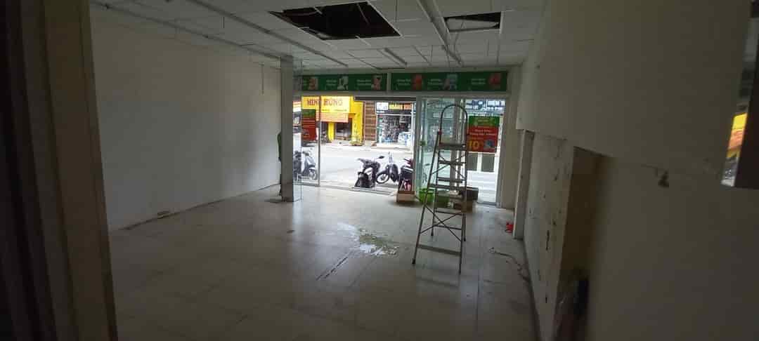 Cho thuê nhà mặt tiền đường Cách Mạng Tháng 8, TP. Thủ Dầu Một