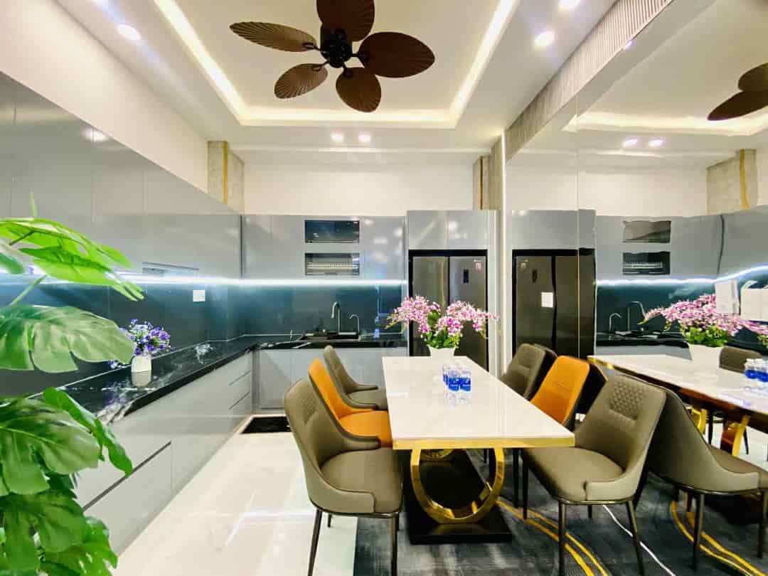 Bán nhà đường Phạm Văn Chiêu, P.8, Gò Vấp