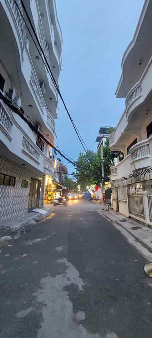 Bán nhà Nguyễn Gia Trí, Phường 25, Bình Thạnh  4x18m CN 70m2, 4 tầng, Giá 14 tỷ