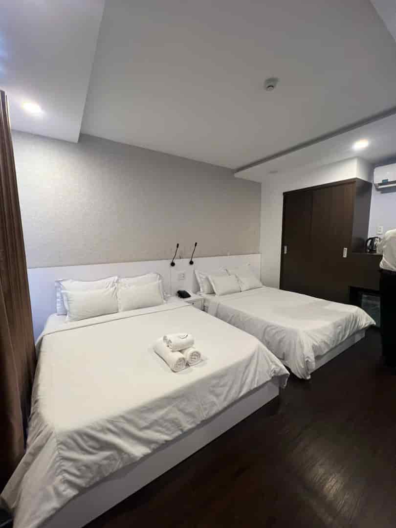 Bán Khách Sạn Siêu Khan Hiếm Hoàng Việt - Q.Tân Bình 26 PHÒNG. 9 TẦNG THANG MÁY GIÁ 47 TỶ
