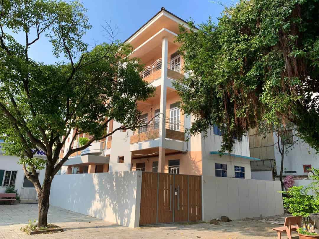 Bán nhà hẻm xe hơi Trường Chinh, Phường Tân Bình, TPHCM 11x20.6m CN 227m2, 3 tầng giá 30 tỷ