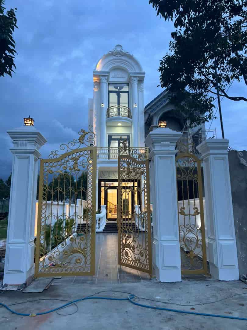 BÁN BIỆT THỰ SANG CHẢNH KIỂU CHÂU ÂU – NGAY TRUNG TÂM PHÚ TÂN, THỦ DẦU MỘT, TPHCM