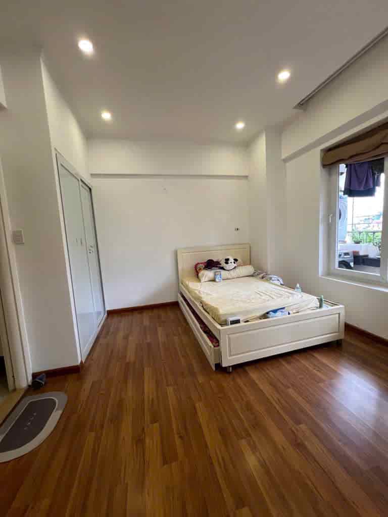 Nhà thang máy, khu Trần Thái Tông, 10 phòng full thuê, 11.2 tỷ