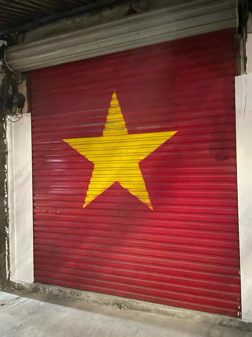 Cho thuê nhà mặt phố - sầm uất 2 mặt tiền thoáng rộng