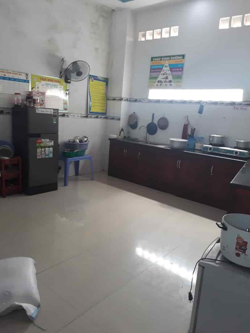 Cho Thuê Nhà Nguyên Căn Mặt Tiền 200m2 Dĩ An - Bình Dương
