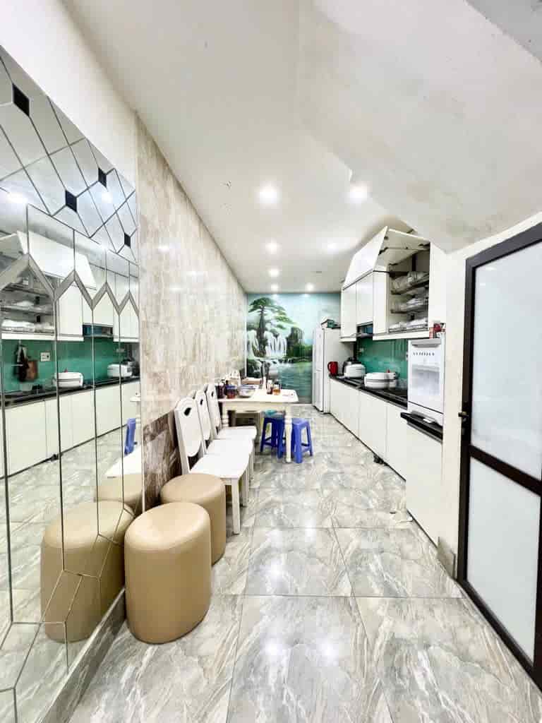Hoa hậu phố Lãng Yên 52m2 gần phố chỉ hơn 7 tỷ