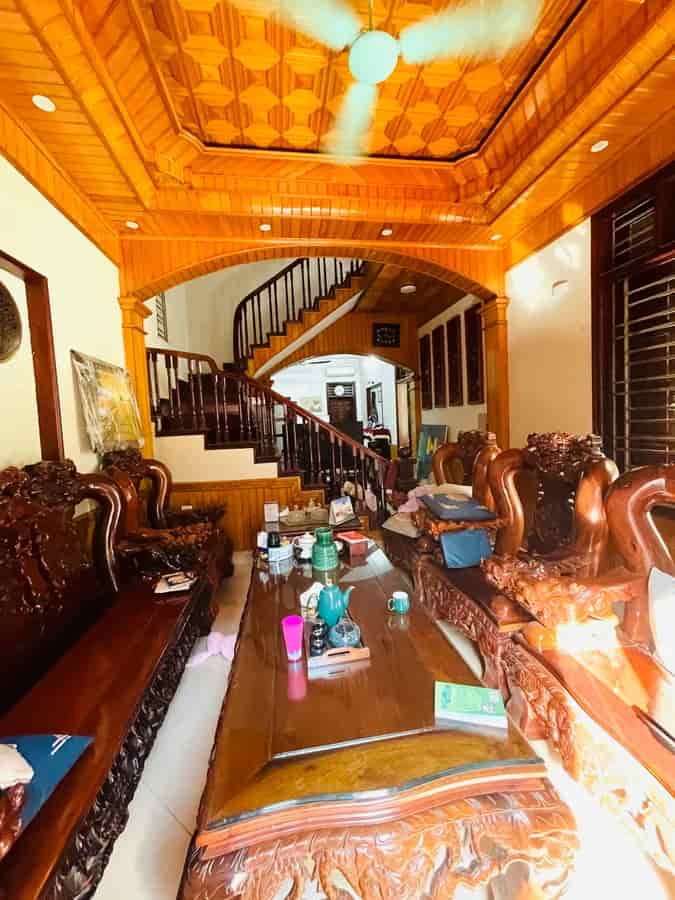 Bán Nhà Kim Giang. Thanh Trì. Lô Góc. Ô Tô. Kinh Doanh. DT 119m2. MT 8,6m. Giá 13,6 Tỷ.