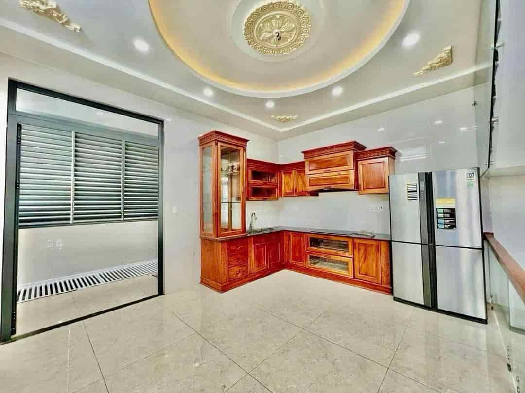 Kẹt vốn bán nhà mặt tiền đang kinh doanh Hà Huy Giáp, Quận 12, diện tích 58m2 giá chỉ 2 tỷ 50 triệu