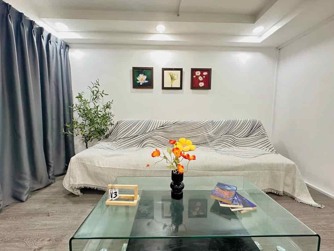 Cần Bán Gấp CH B1 Trường Sa Q.BT, DT80m2, 2PN2WC Giá 1ty260,Nội Thất Cơ Bản, Thuận Tiện Đi Lại, SHR