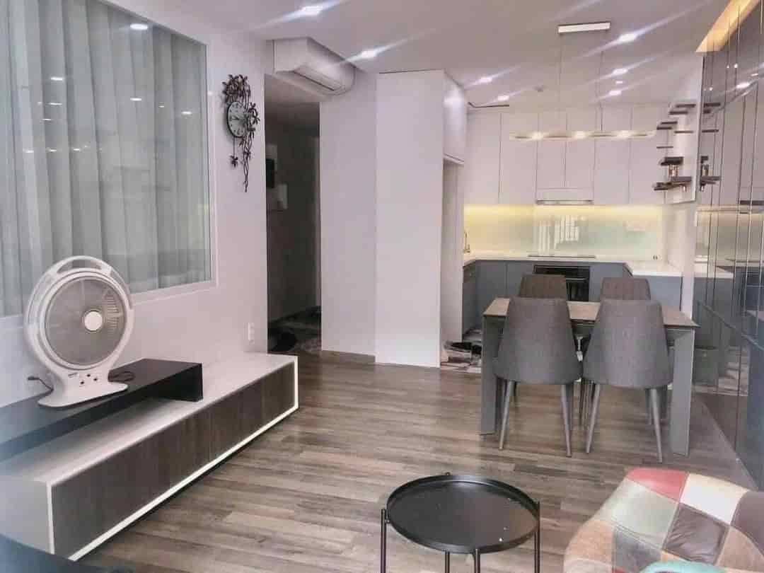 Bán Căn Hộ Sky Center Quận Bình Diện Tích 74m2 2PN, 1WC Giá 1 TỶ 420 Có TL View Đẹp Toàn Bộ Nội Thất.