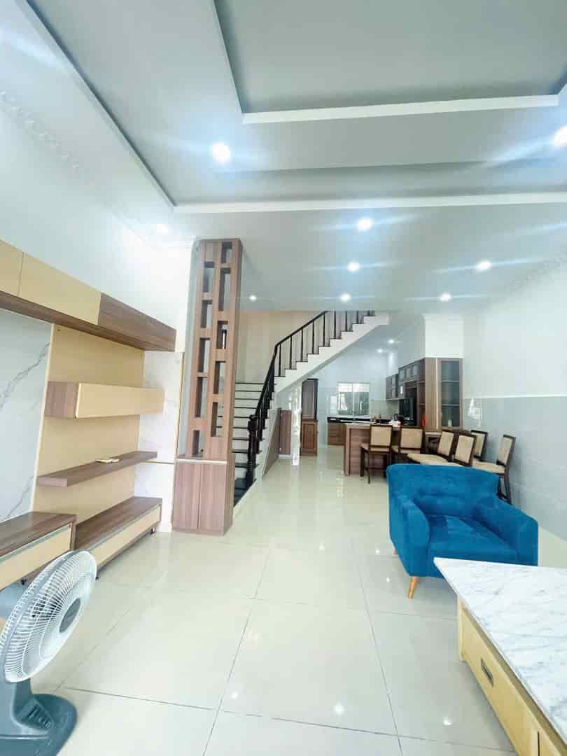 Chính Chủ Cho Thuê Nhanh Nhà Nguyên Căn đầy đủ Tiện Nghi Cao Cấp Ngay Vsip 1, Bình Dương
