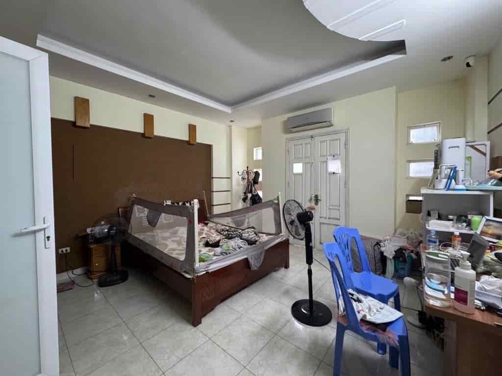 BÁN NHÀ ĐA TỐN. 45M2 3 TẦNG 3,85 TỶ. LÔ GÓC, Ô TÔ TRÁNH