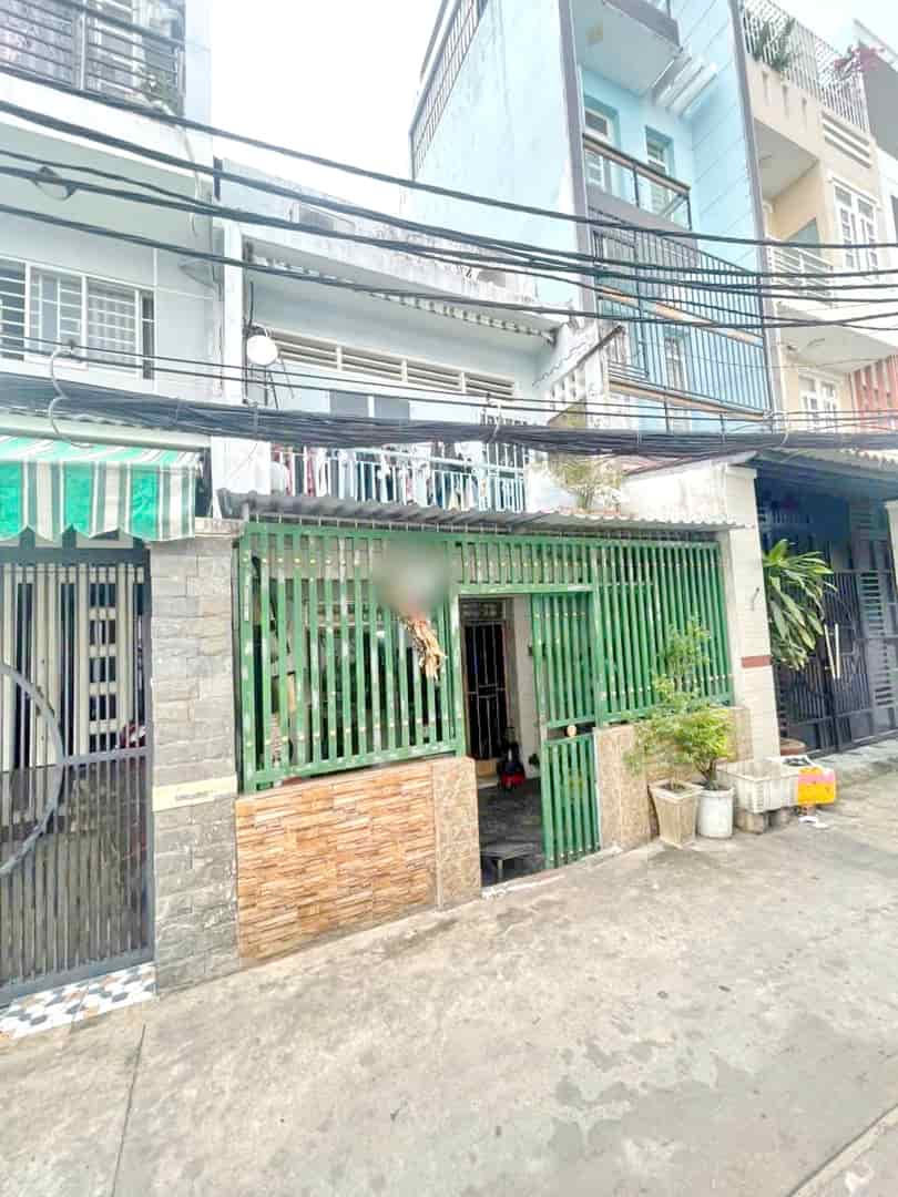 Bán nhà 1 lầu hẻm xe hơi đường Âu Dương Lân P.3 Quận 8