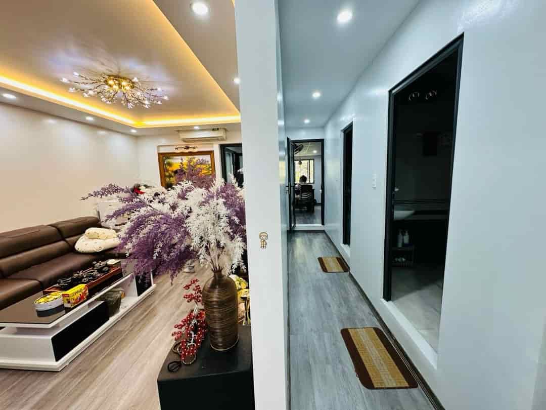 Nhà mặt phố Âu Cơ, 355m2 6T thang máy mt 16m, kd nhà hàng, chỉ 134 tỷ