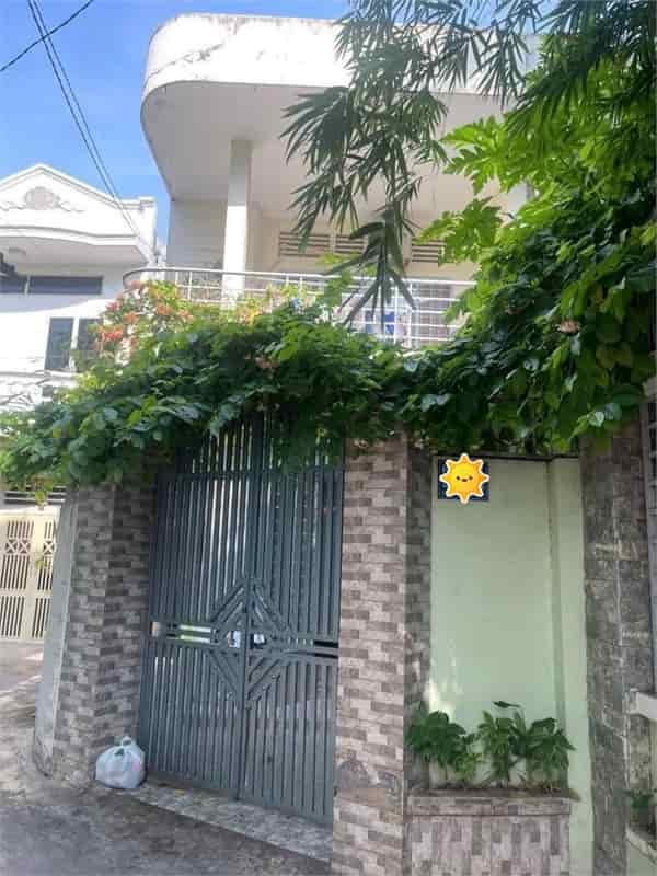Nhà 107m2, 3 tầng, đường  Lý Thường Kiệt, phường 4, Gò Vấp, chỉ 7.65 tỷ