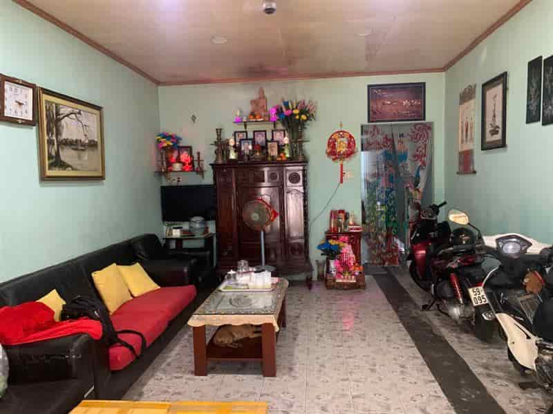 8.2 Tỷ, 122m2, Nhà C4 Mặt tiền đường 3, Phước Bình Q9