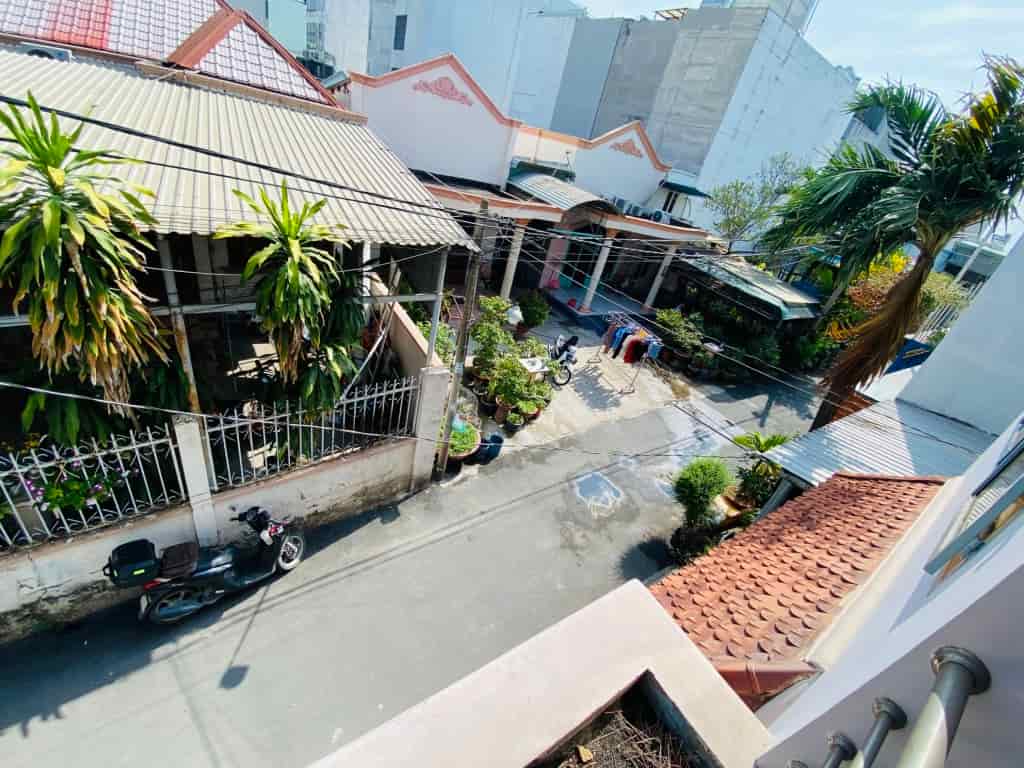 Nhà 5pn ngang 10m, hxh, gần Đỗ Xuân Hợp, Phước Long A