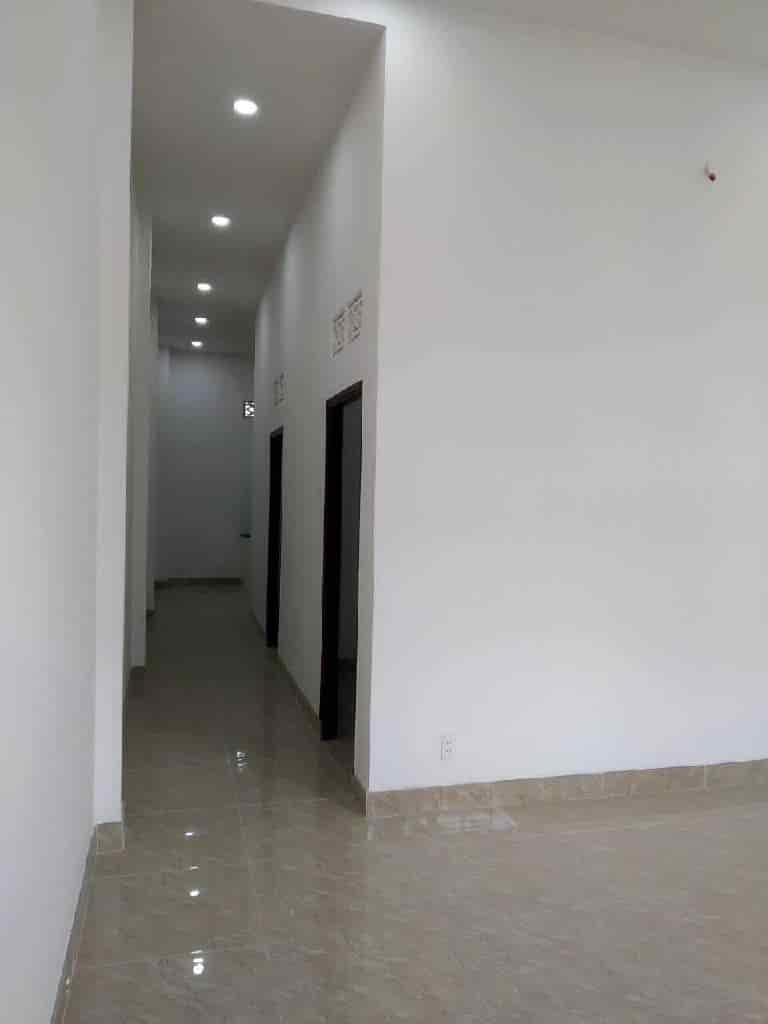 Nhỉnh 4 tỷ Nhà C4 2PN - Ngang 5m - Đs.6 Linh Tây Thủ Đức cũ