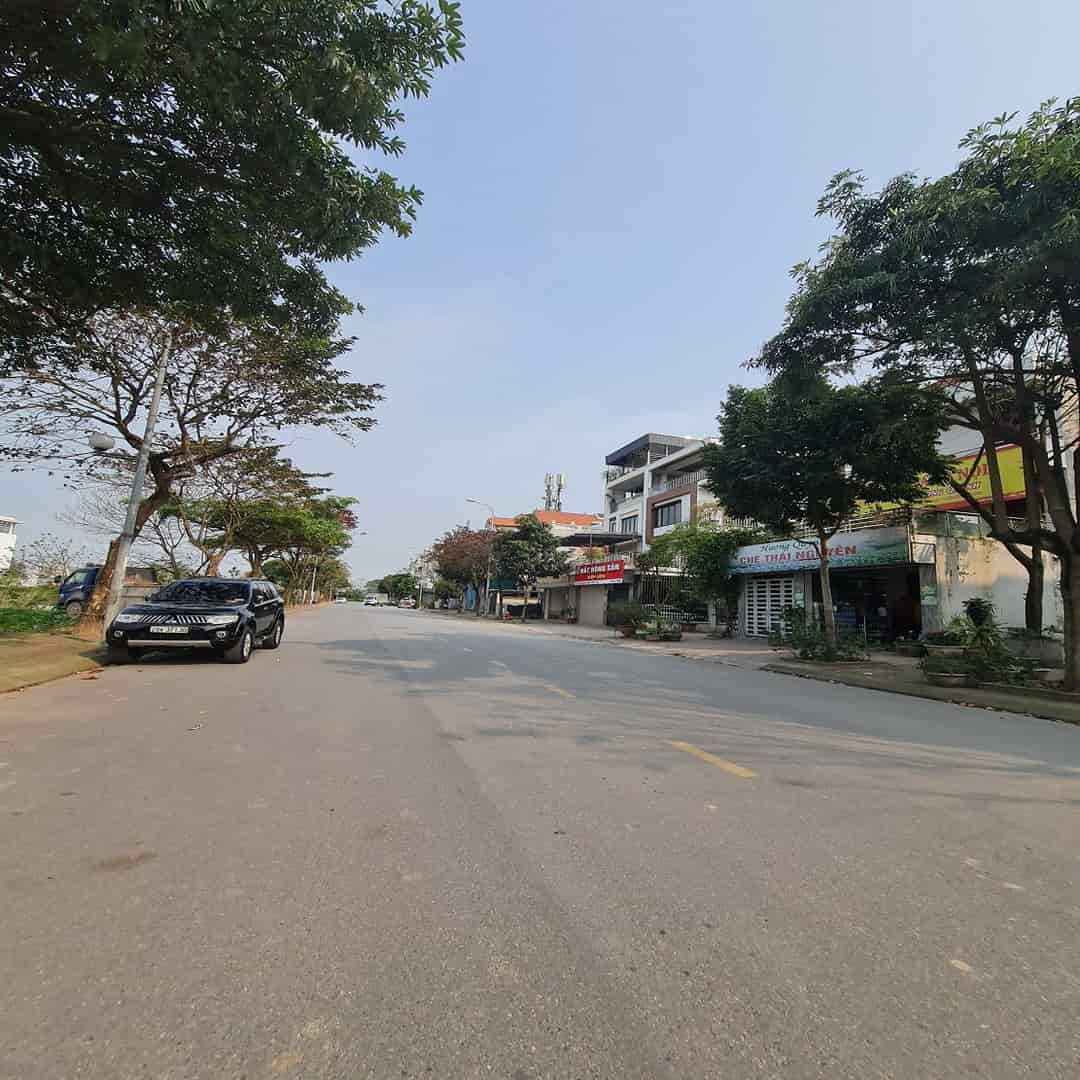 Đầu tư sinh lời – Lô góc 51m2, đường xe tải tránh nhau tại Đa Tốn, Gia Lâm