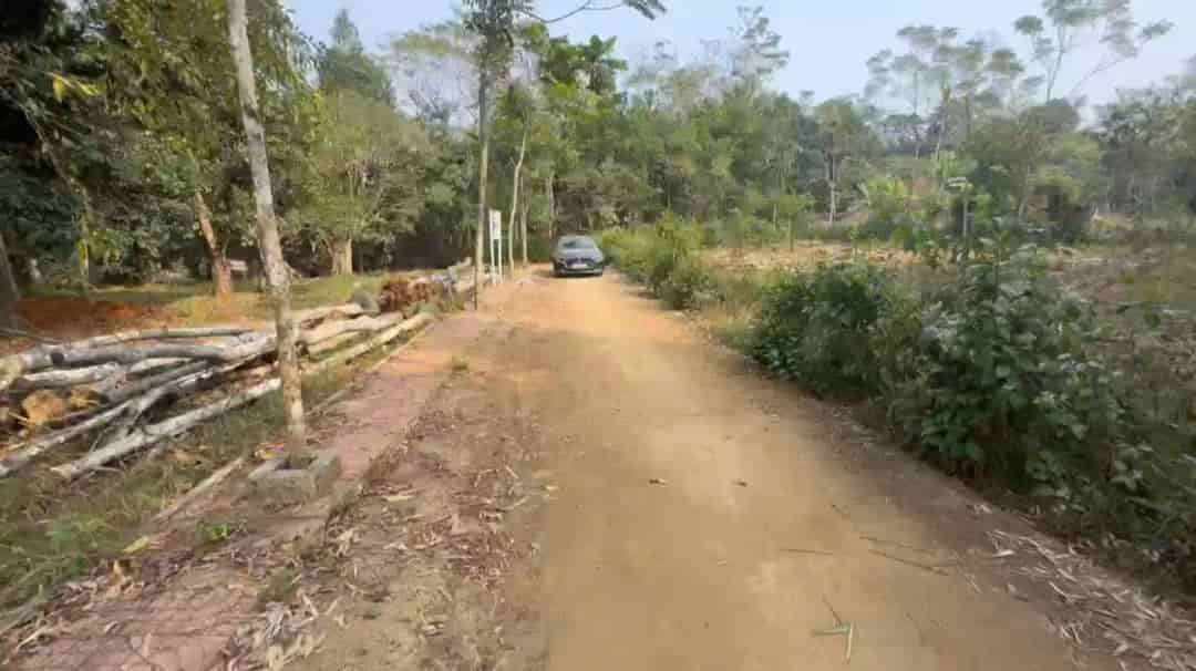ĐẤT ĐẸP - GIÁ TỐT - Chính Chủ Cần Bán 5 Lô Đất Tại  Quảng Bình - Thạch Quảng