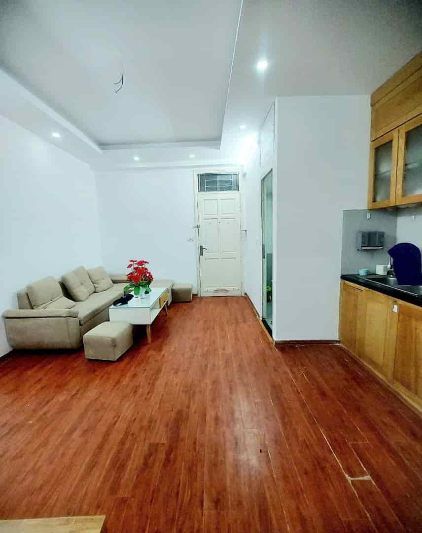 Cho thuê căn hộ CCMN Khương Hạ, 60m2, tầng 4, 3 ngủ, 10 triệu, ô tô đỗ cửa, vào ngay